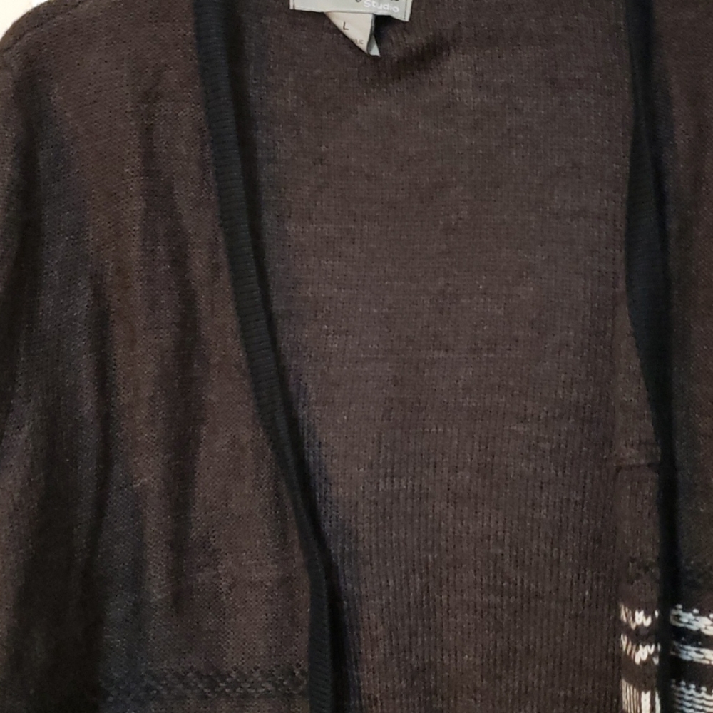 Sweater - Picture 5 of 5